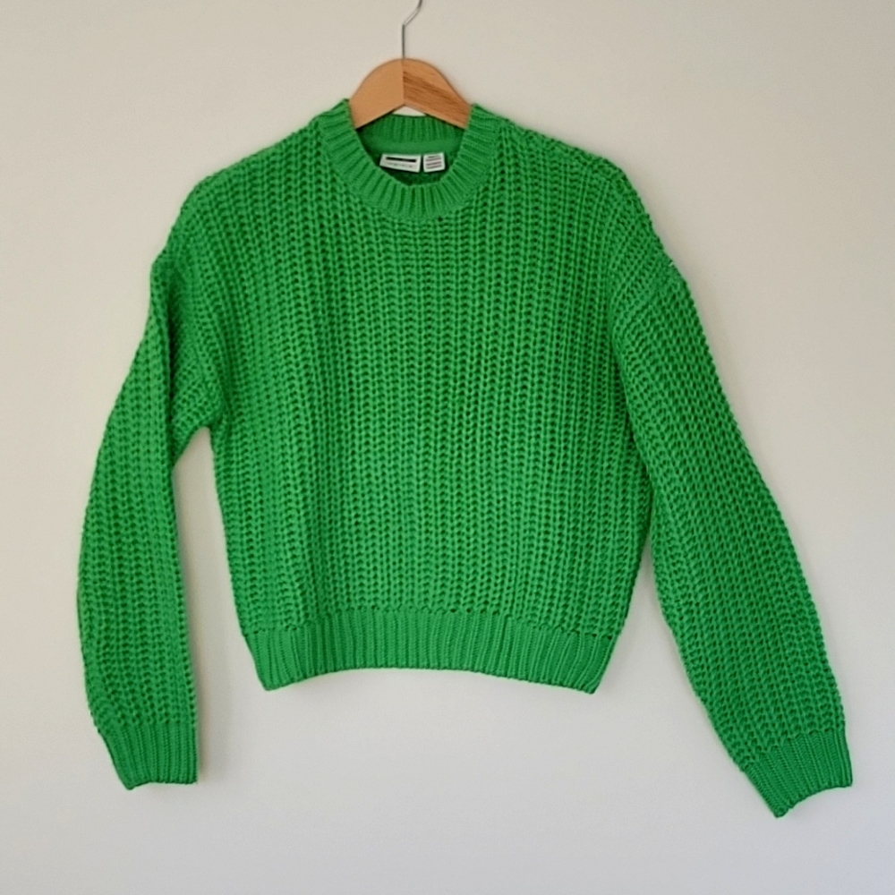 Chunky knit sweater. NEW w/o sales tag  Kelly green sweater. Noisy May sweater
